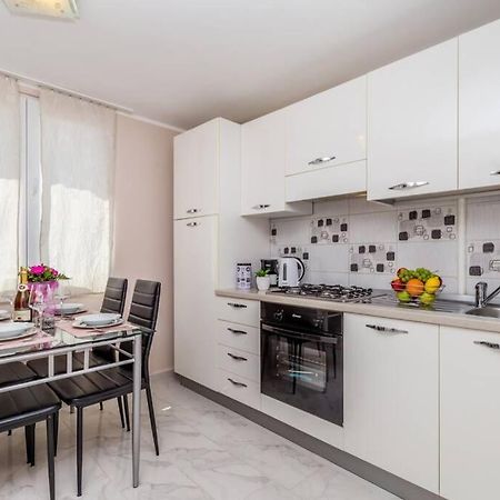 Crystal Apartment ริเยกา ภายนอก รูปภาพ